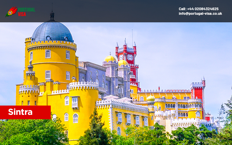 Sintra – Whimsical Palaces, Beautiful Villas & Castles